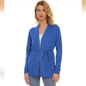Elegant Blue Women's Cardigan